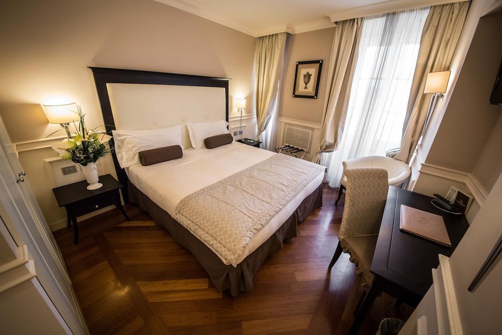 Victoria Hotel Letterario Trieste Esterno foto