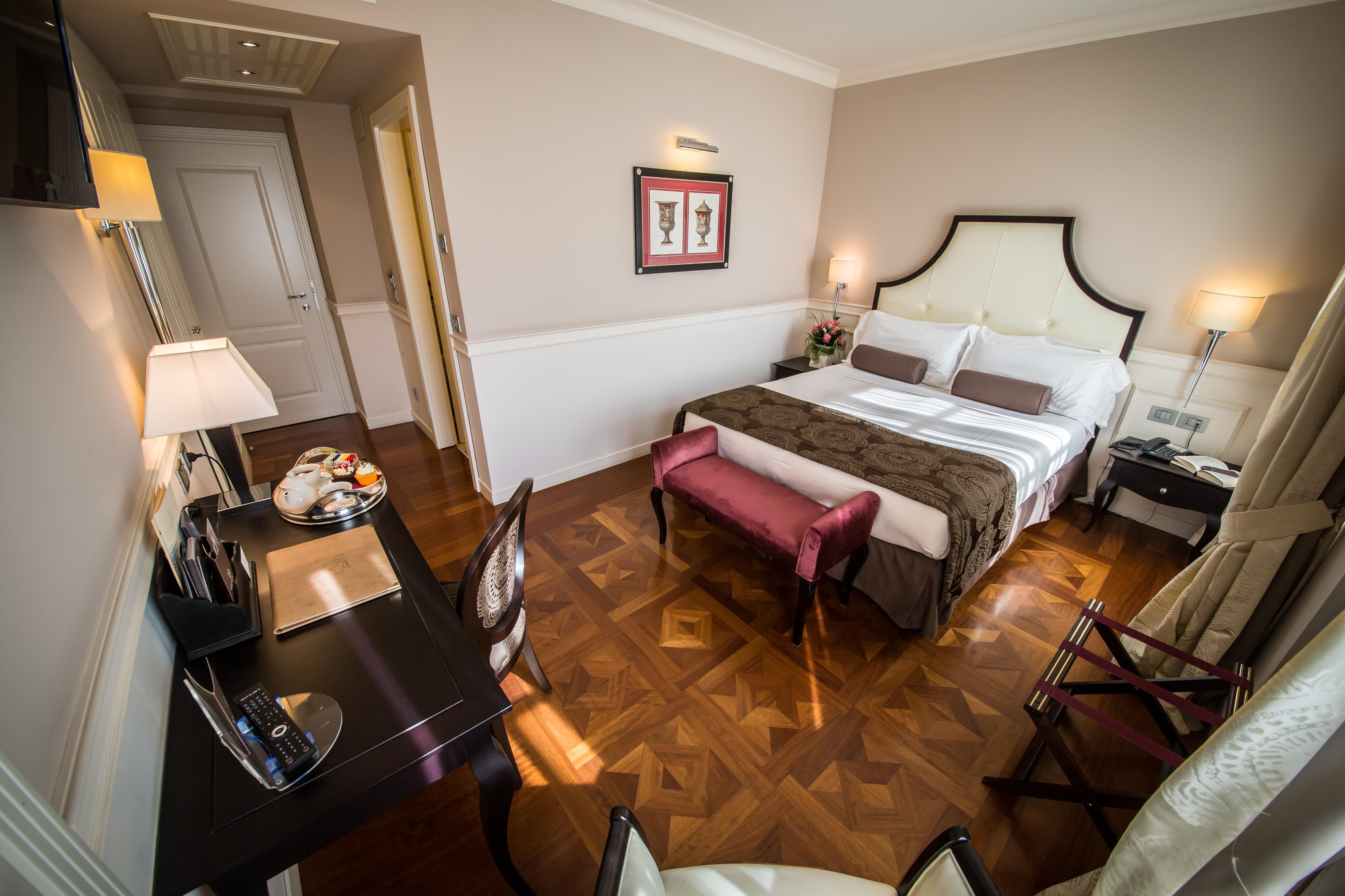 Victoria Hotel Letterario Trieste Esterno foto