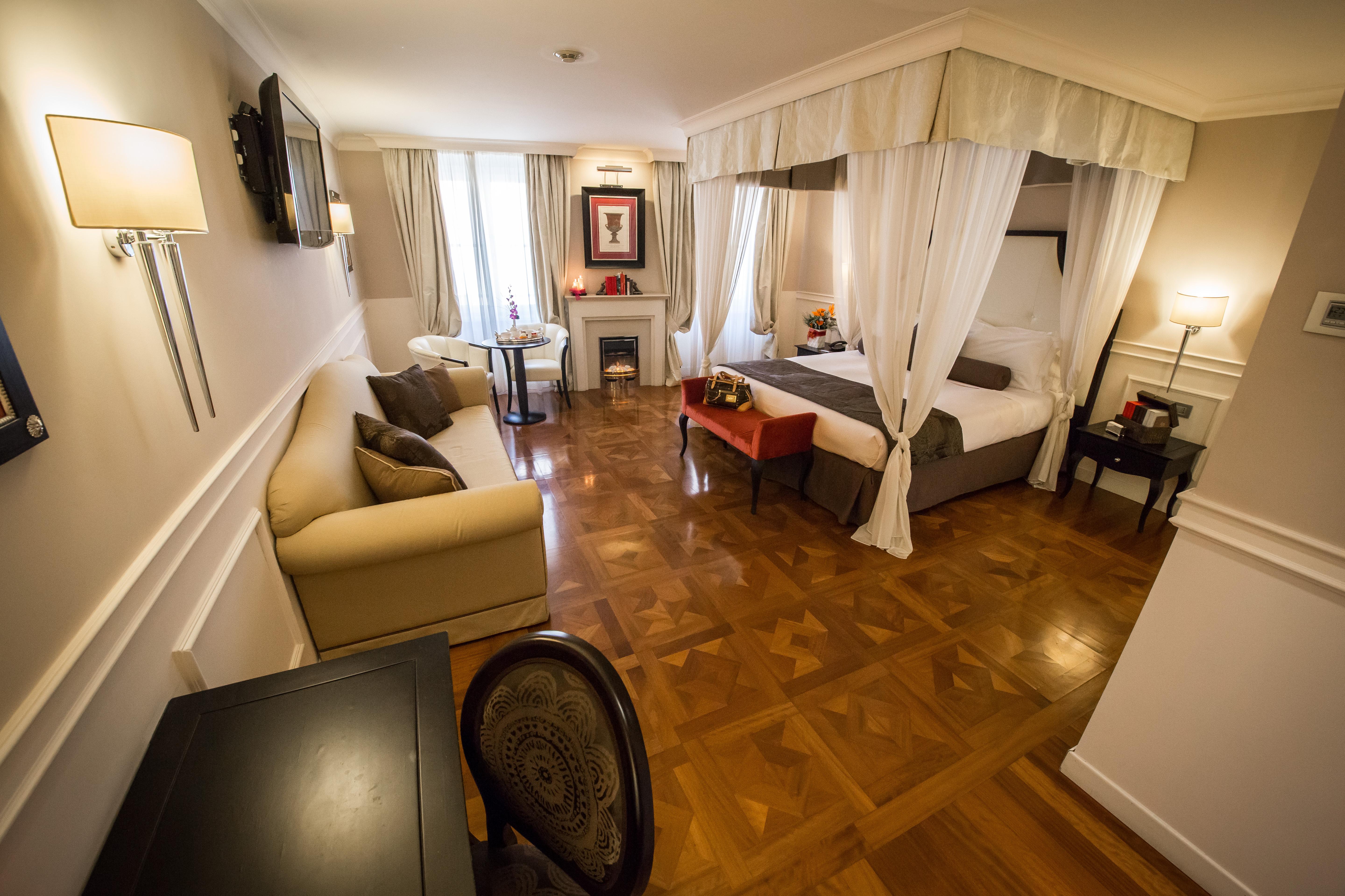 Victoria Hotel Letterario Trieste Esterno foto