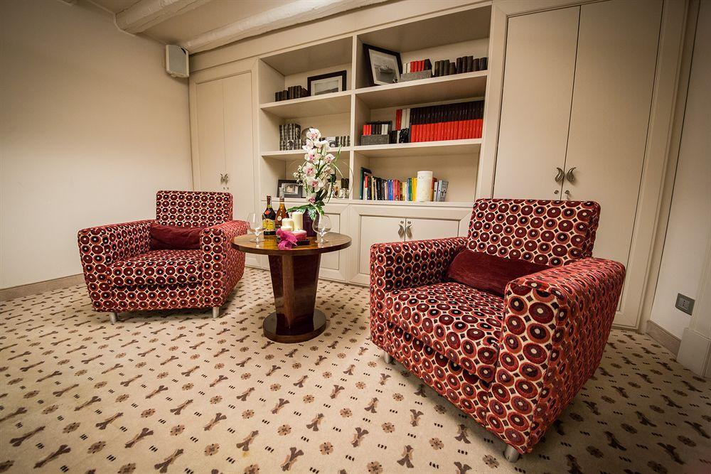 Victoria Hotel Letterario Trieste Esterno foto