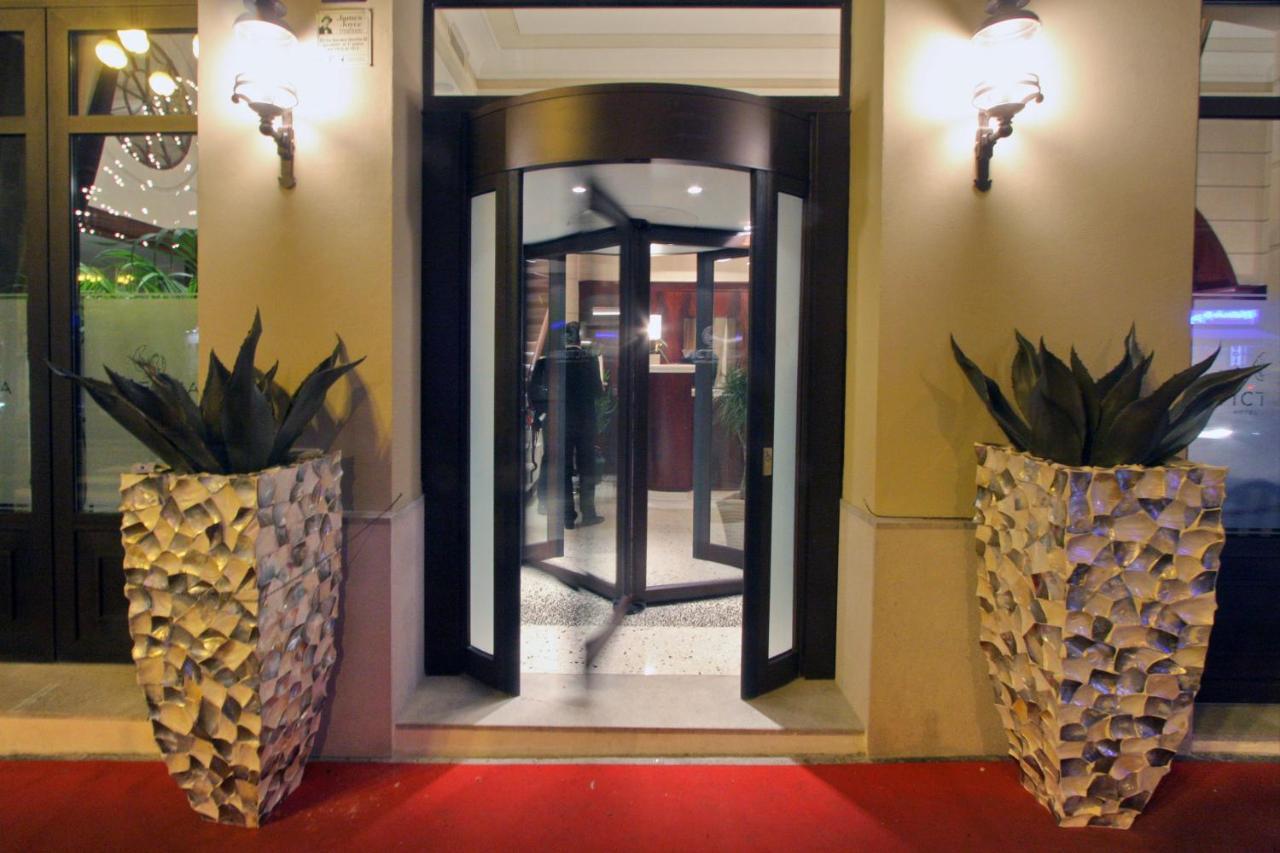 Victoria Hotel Letterario Trieste Esterno foto